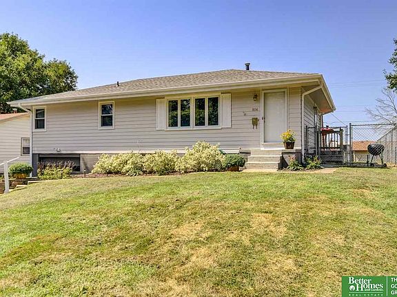 4th image of 804 Tipperary Dr