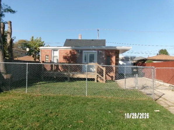 7332 W 58th St, Summit, IL 60501