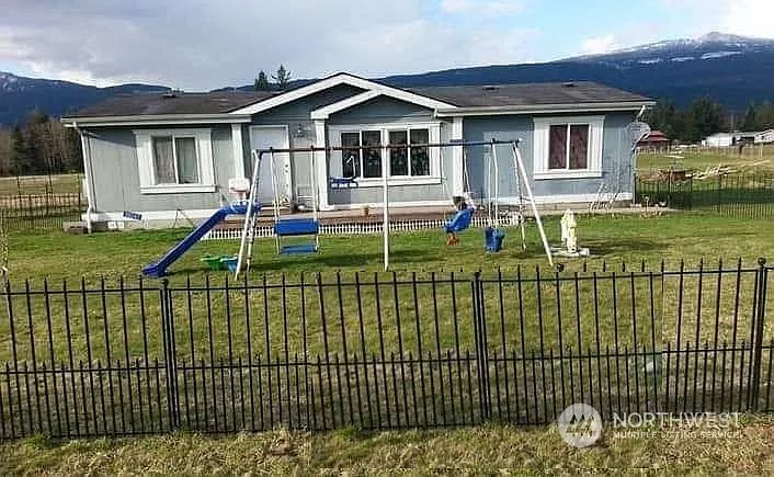 39247 Cape Horn Road photo 1