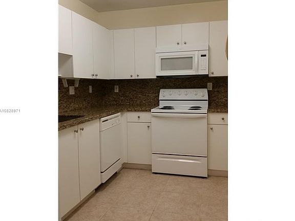 5th image of 8251 NW 8th St APT 105