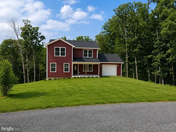 133 W Parker Dr, Augusta, WV 26704