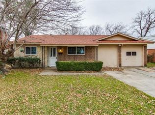 3222 Thomas St, Irving, TX 75061