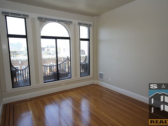 3rd image of 1096 Pine St APT 502