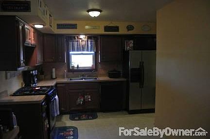 3rd image of 1202 Bratton Ave