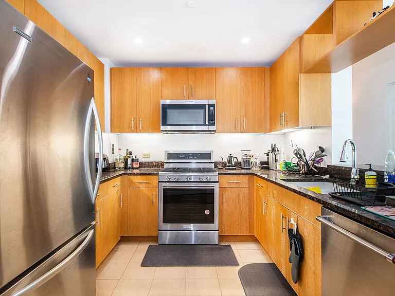1 Shore Ln #1011R — Photo 4