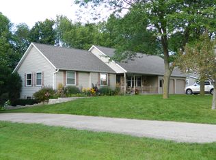 304 Sunset Ln, Coleman, WI 54112