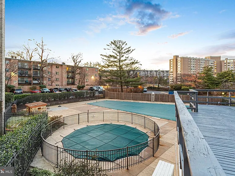5340 Holmes Run Pkwy #1212 — Photo 36