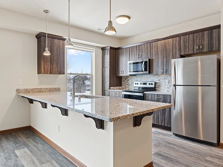 Saxony Village Apartments — Photo 30