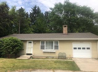 9N087 Corron Rd, Elgin, IL 60124