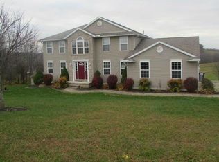 8250 Panhandle Rd, Newark, OH 43056