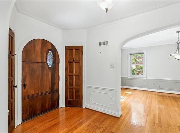2nd image of 7107 Cornell Ave