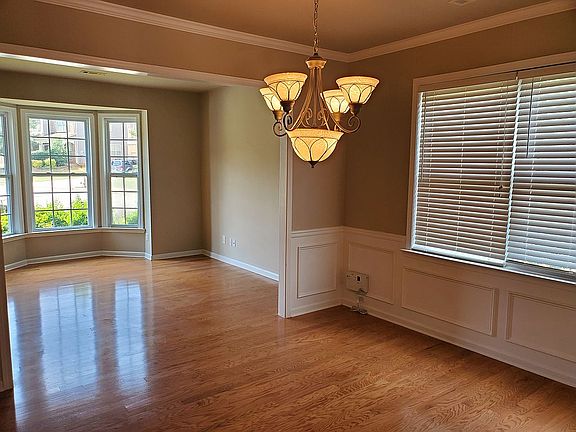 Formal Dining & Sitting Room