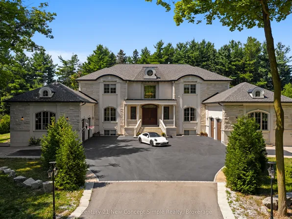 2637 Bluffs Way, Burlington, ON L7M 0T8