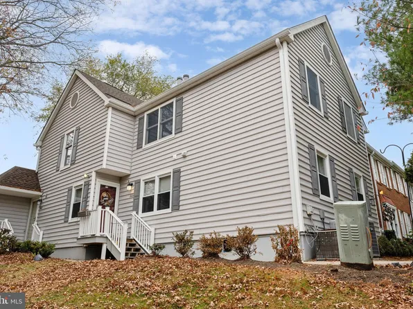 1020 Society Hl, Cherry Hill, NJ 08003