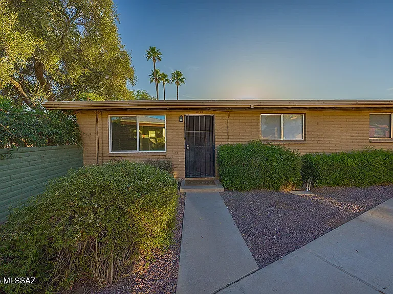 3025 E Blacklidge Dr — Photo 11