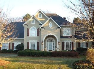 6131 Providence Country Club Dr, Charlotte, NC 28277