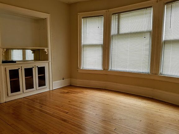5th image of 3032 N Booth St #3032