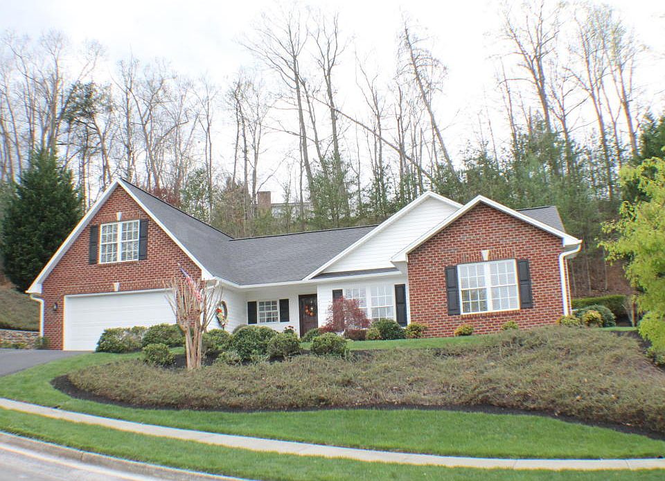 1st image of 4809 Hickory Hill Dr
