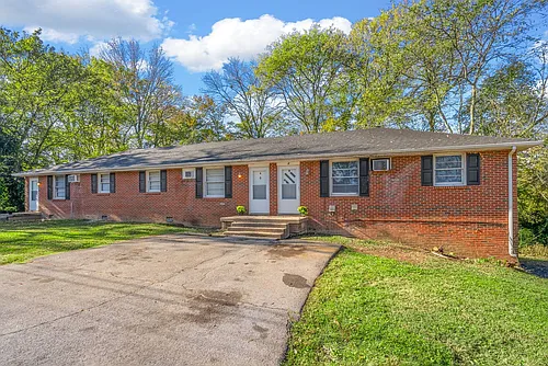 432 Circle Dr Photo 1