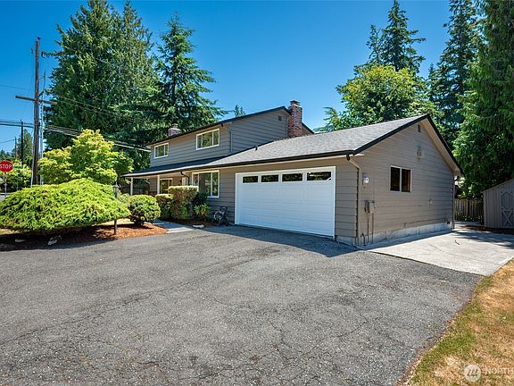 3rd image of 305 NW 198th Street