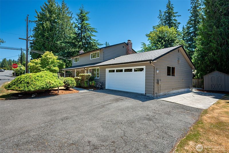 3rd image of 305 NW 198th Street