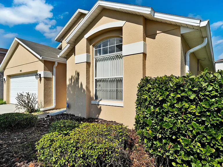 2802 Playing Otter Ct — Photo 2