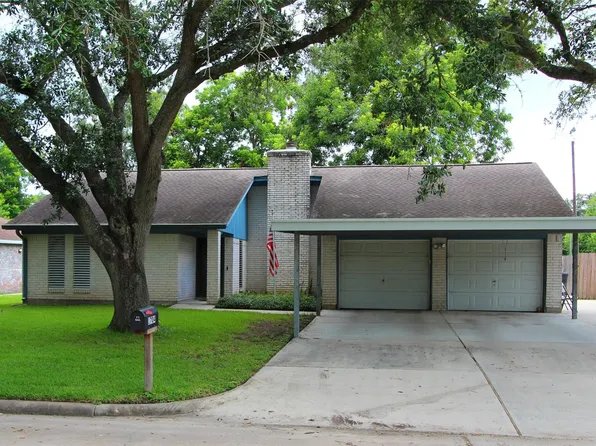1704 Redwood Cir, Alvin, TX 77511