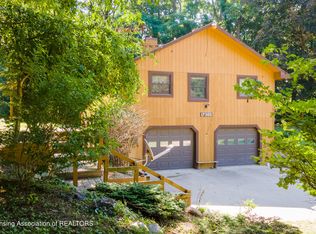 17305 Donohue Rd, Pinckney, MI 48169