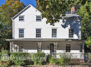 12 Arlington Ln, Bayville, NY 11709