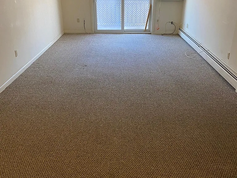 Pelham Street Apartments — Photo 27