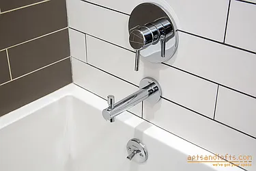 Rented by aptsandlofts.com