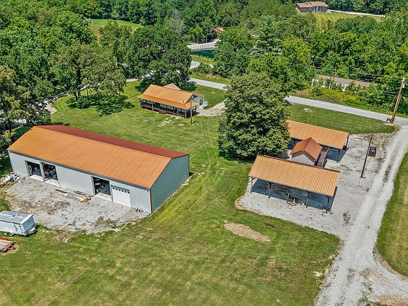 5th image of 131 Burrville Rd