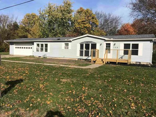 720 Clark St, Walkerton, IN 46574
