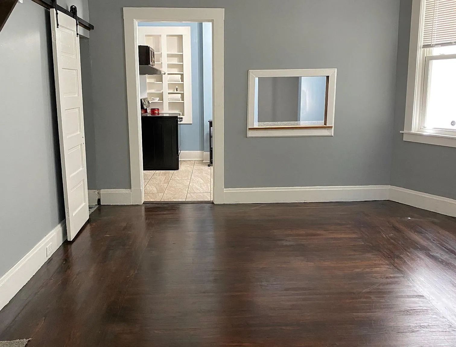 484 Crestline Ave — Photo 4