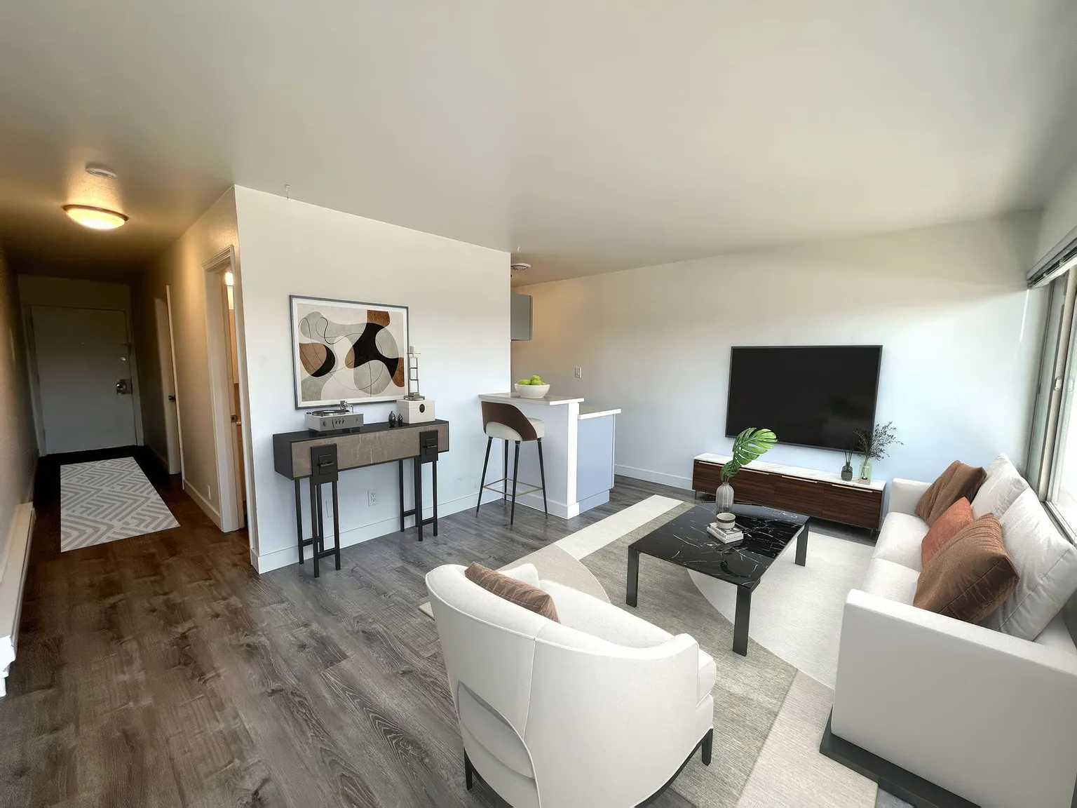 Village Vista Apartments — Photo 4