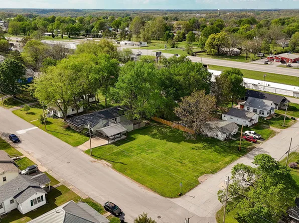 1221 S Market Street, Mt Vernon, MO 65712