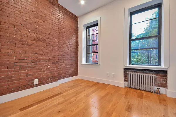 Rented by Compass | media 2