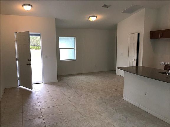 3rd image of 14149 Cain Ave
