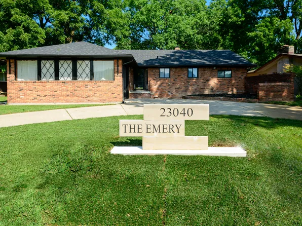 23040 Pembroke Ave, Detroit, MI 48219