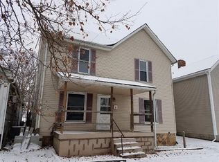 108 S Dawson St, Uhrichsville, OH 44683