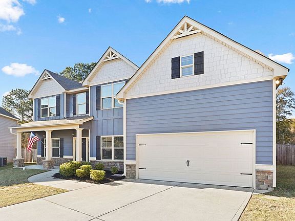 2nd image of 83 New Castle Dr