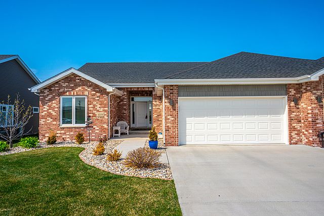 1st image of 1019 Lincoln Dr