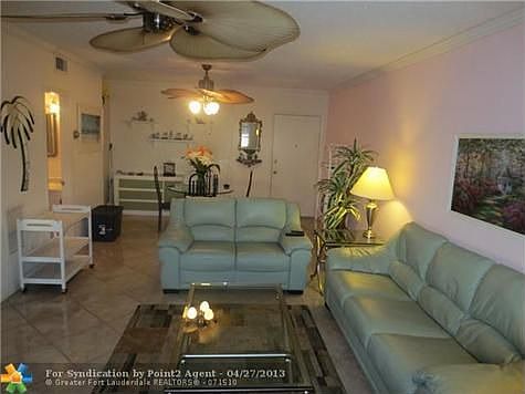 5th image of 649 W Oakland Park Blvd APT 104A