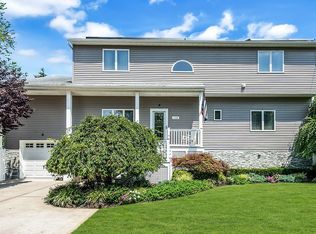 112 Pinewood Rd, Toms River, NJ 08753