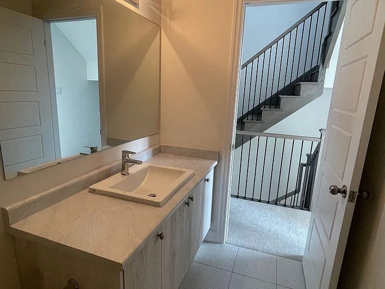 160 William Booth Ave — Photo 16