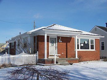 1st image of 888 Antoine St