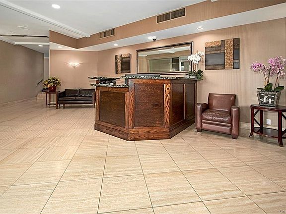 2nd image of 300 Martine Ave APT 5M