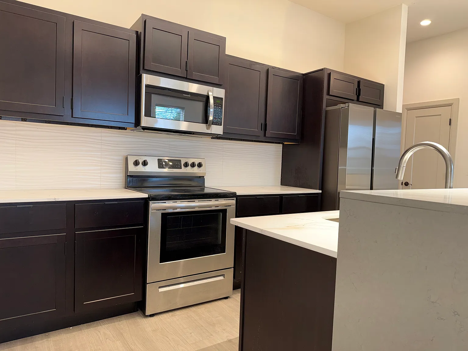 3 bed, 1604 sqft, $1,875 — Photo 4