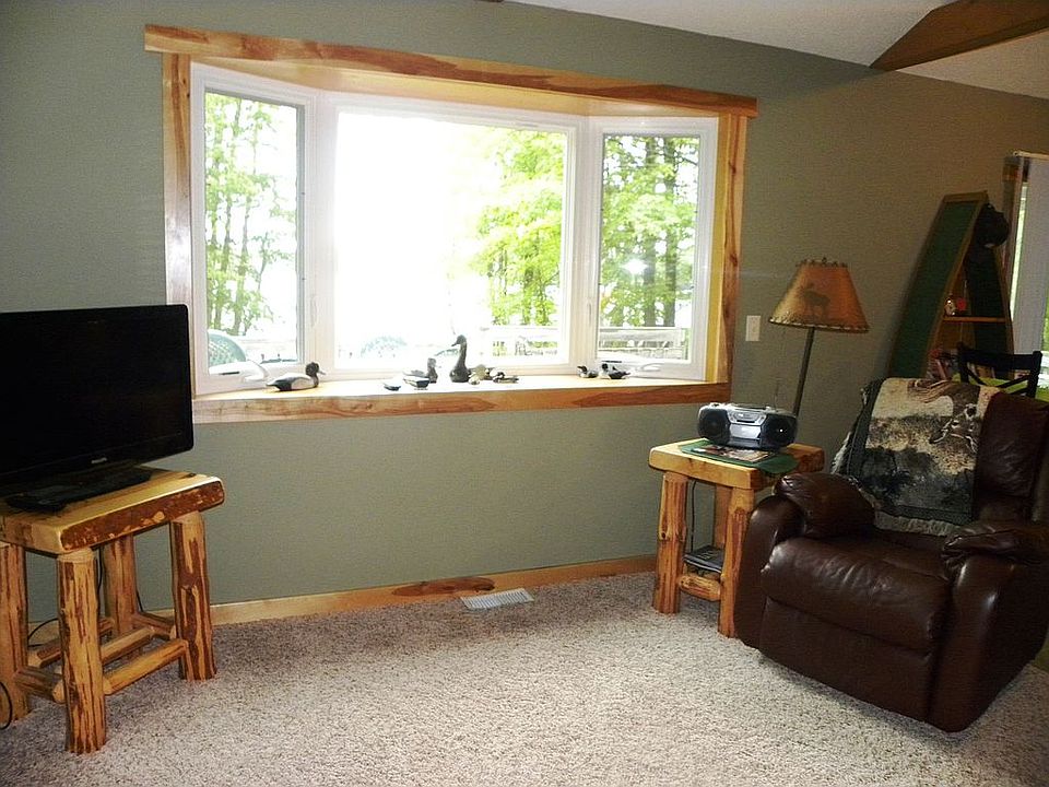 Living room.