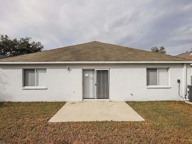 7002 Crown Lake Dr — Photo 15